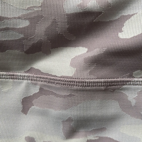 lululemon ENERGY BRA LONG LINE *RIBBED INCOGNITO JAGGED INVISI VIOLET CAMO 6 NWT - Picture 3 of 8